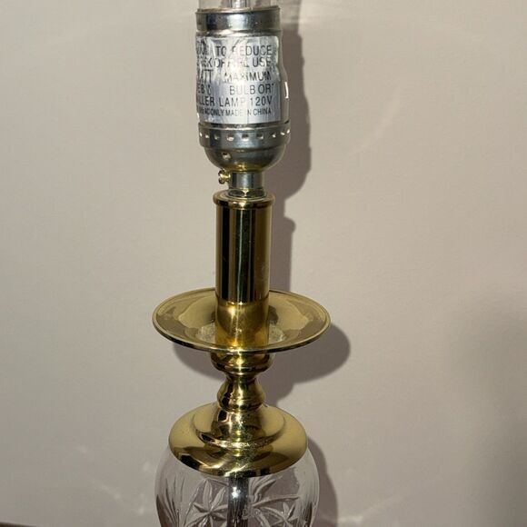 Vintage Crystal And Brass Table Lamp 18 Inch - Picture 4 of 6